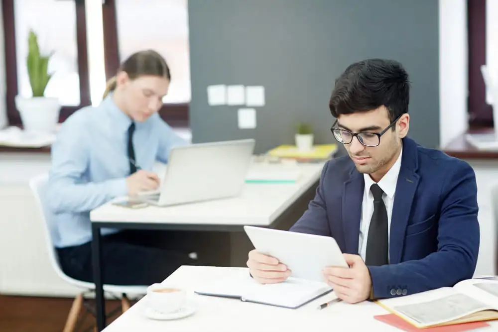 Man and Woman working CMA USA 